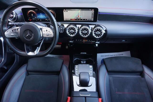 Mercedes-Benz CLA-Klasse 180 d AMG Pack Automaat-Navi-Cam-PDC-H.Leder-Garantie
