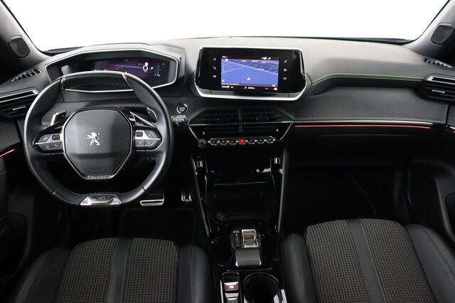 Peugeot 2008 PU-GT 1.2 PURETECH EAT8 GT 1.2 PURETECH  EAT8 + A/T + GPS + CARPLAY + HALF-LEDER + CAMERA + PDC + CRUISE + ALU 17