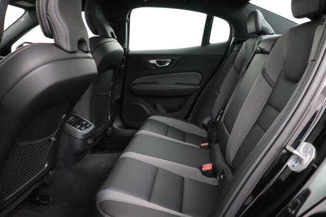 Volvo S60 PU-2.0B5 AWD GEARTRONIC 2.0 B5 AWD GEARTRONIC + GPS + CAMERA + HALF-LEDER + PANO DAK + CRUISE + ALU 19