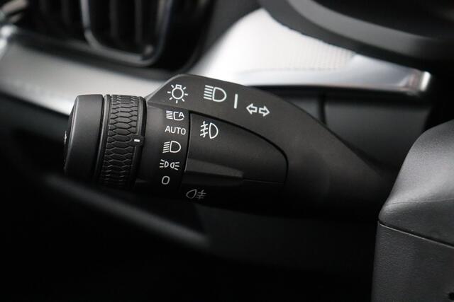 Volvo S60 PU-2.0B5 AWD GEARTRONIC 2.0 B5 AWD GEARTRONIC + GPS + CAMERA + HALF-LEDER + PANO DAK + CRUISE + ALU 19