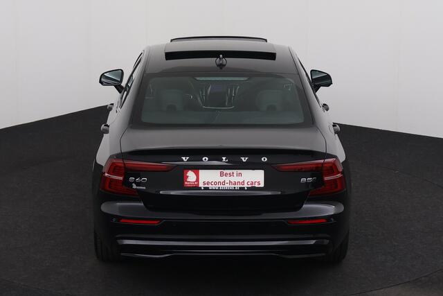 Volvo S60 PU-2.0B5 AWD GEARTRONIC 2.0 B5 AWD GEARTRONIC + GPS + CAMERA + HALF-LEDER + PANO DAK + CRUISE + ALU 19