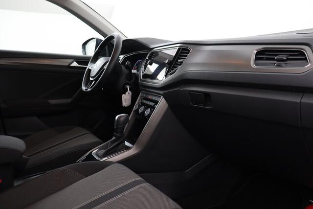Volkswagen T-ROC PU-STYLE 1.5 TSI DSG STYLE 1.5 TSI DSG + GPS + CARPLAY + PDC + CRUISE + ALU