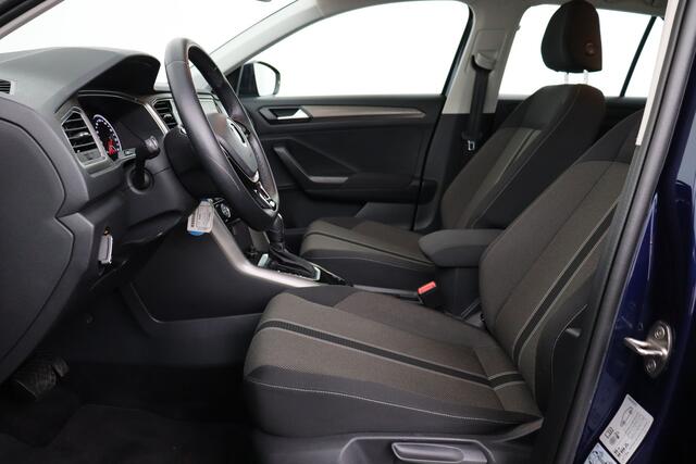 Volkswagen T-ROC PU-STYLE 1.5 TSI DSG STYLE 1.5 TSI DSG + GPS + CARPLAY + PDC + CRUISE + ALU