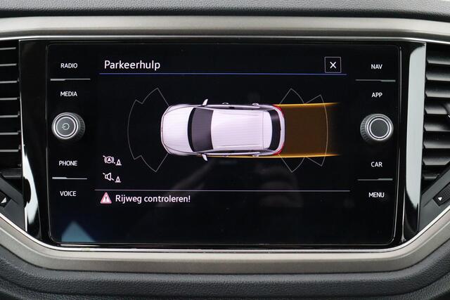Volkswagen T-ROC PU-STYLE 1.5 TSI DSG STYLE 1.5 TSI DSG + GPS + CARPLAY + PDC + CRUISE + ALU