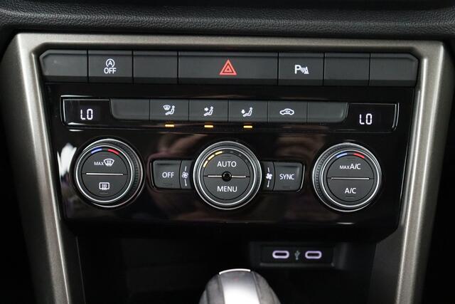 Volkswagen T-ROC PU-STYLE 1.5 TSI DSG STYLE 1.5 TSI DSG + GPS + CARPLAY + PDC + CRUISE + ALU