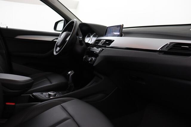 BMW X1 PU-18D SDRIVE D 18D SDRIVE D + GPS + LEDER + CAMERA + PDC + CRUISE + ALU 17