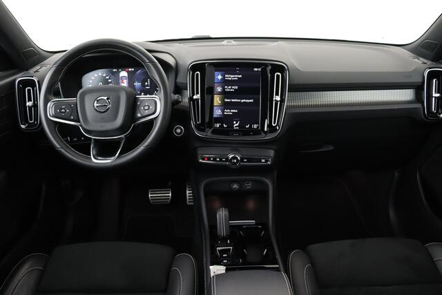 Volvo XC40 PU- R-Design 1.5T4 RECHARGE GEARTRONIC R-DESIGN 1.5 T4 RECHARGE GEARTRONIC + GPS + LEDER-ALCANTARA + CAMERA + PDC + CRUISE + PANO DAK + ALU 19