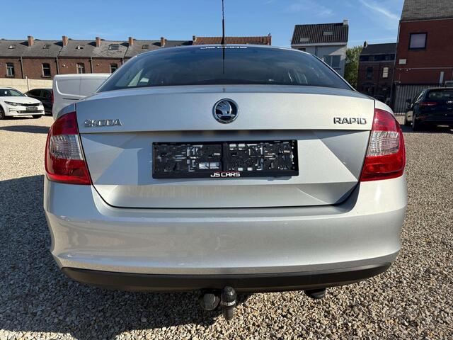 Skoda Rapid Rapid/Spaceback 1.6 CR TDIAIRCOATTACHE REMORQUEBLUETOOTH