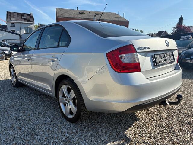 Skoda Rapid Rapid/Spaceback 1.6 CR TDIAIRCOATTACHE REMORQUEBLUETOOTH