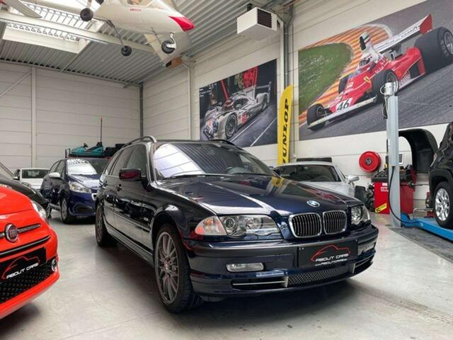 BMW 3-Serie 330 330iXA Pack  UNIEK  TOPSTAAT  GARANTIE