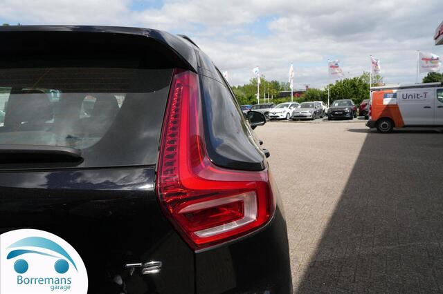 Volvo XC40 XC 40 VOLVO XC 40 1.5 T2 MOMENTUM CORE