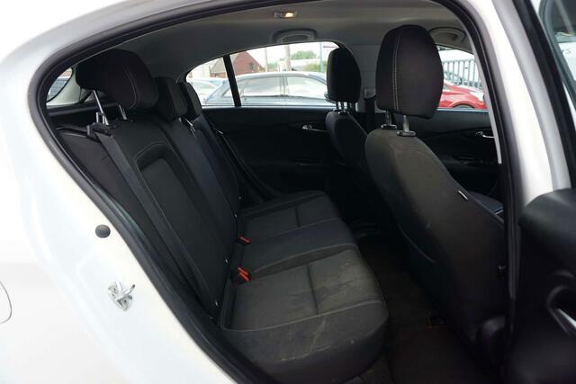 Fiat Tipo 1.4i LOUNGE RADAR NAVIGATION CLIM GARANTI 12 MOIS