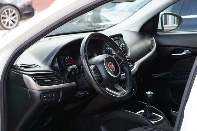 Fiat Tipo 1.4i LOUNGE RADAR NAVIGATION CLIM GARANTI 12 MOIS