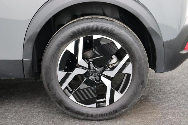 Peugeot 2008 ALLURE 1.2 PURETECH EAT8 ALLURE 1.2 PURETECH EAT8 + A/T + PDC + CRUISE + HALF-LEDER + ALU 17