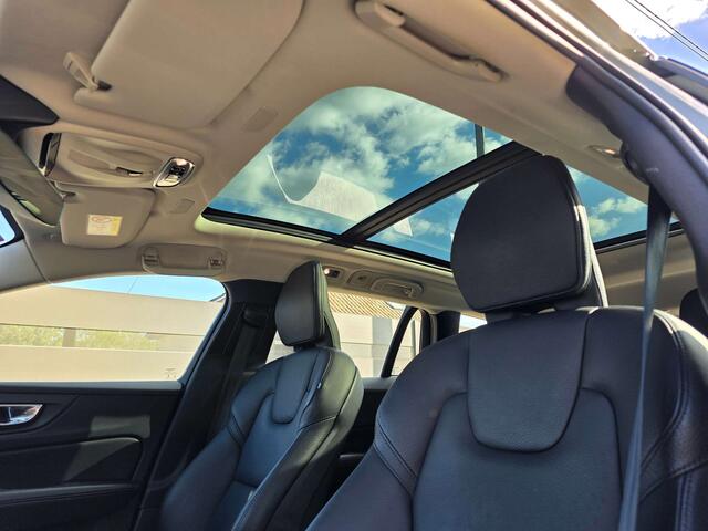 Volvo V60 2.0 B4 MHE Momentum Pro Geartronic 1�EIG FULL