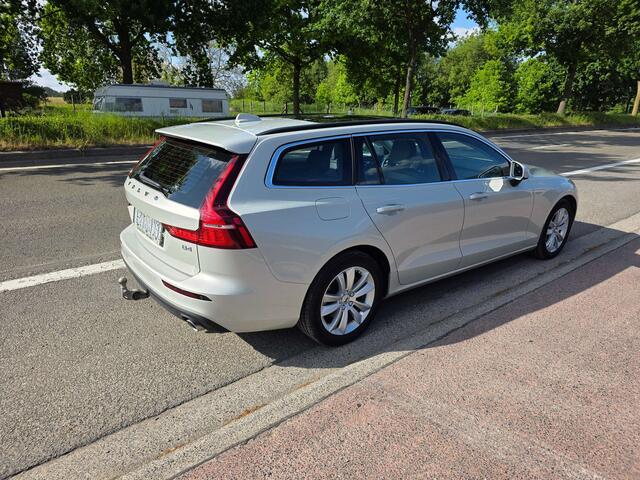Volvo V60 2.0 B4 MHE Momentum Pro Geartronic 1�EIG FULL