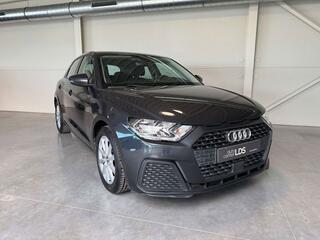 Audi A1 30 TFSI- NAVI - parkeersensoren - enz...