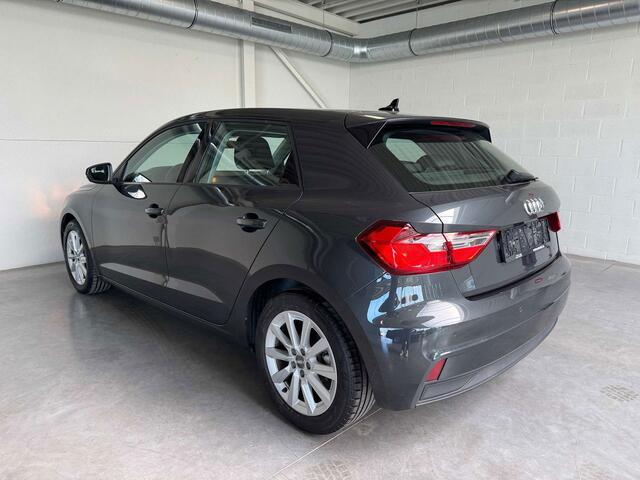 Audi A1 30 TFSI- NAVI - parkeersensoren - enz...