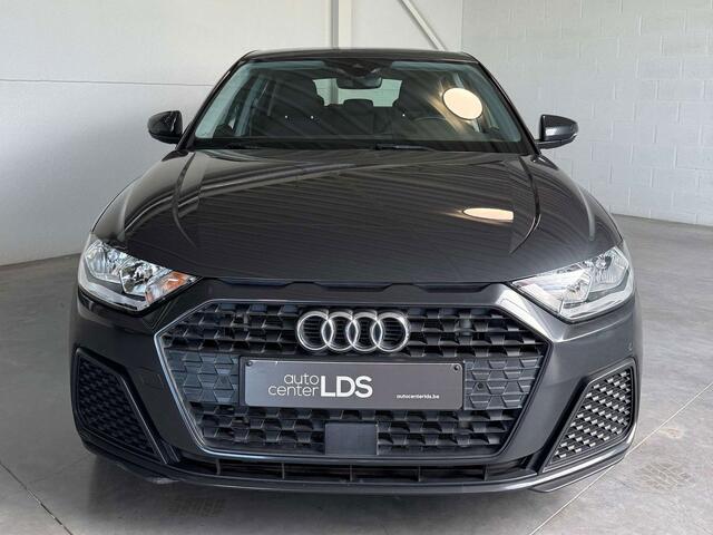 Audi A1 30 TFSI- NAVI - parkeersensoren - enz...