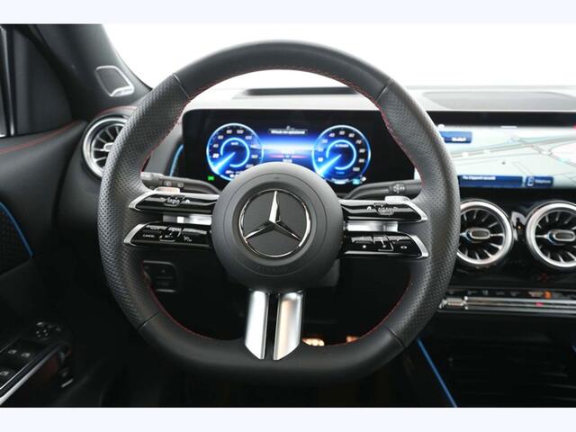 Mercedes-Benz EQB 350 4MATIC AMG 7 places Pano Facelift