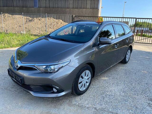 Toyota Auris SW 1.33i VVT-i Active
