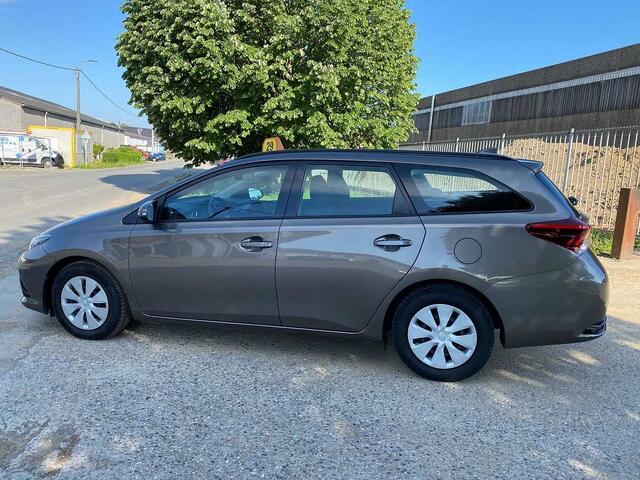 Toyota Auris SW 1.33i VVT-i Active