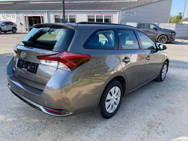 Toyota Auris SW 1.33i VVT-i Active