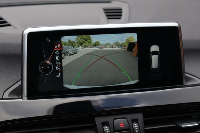 BMW X1 2.0 d xDrive20 Navi Cam Pano CruiseC Garantie
