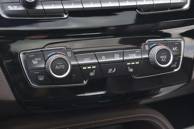 BMW X1 2.0 d xDrive20 Navi Cam Pano CruiseC Garantie