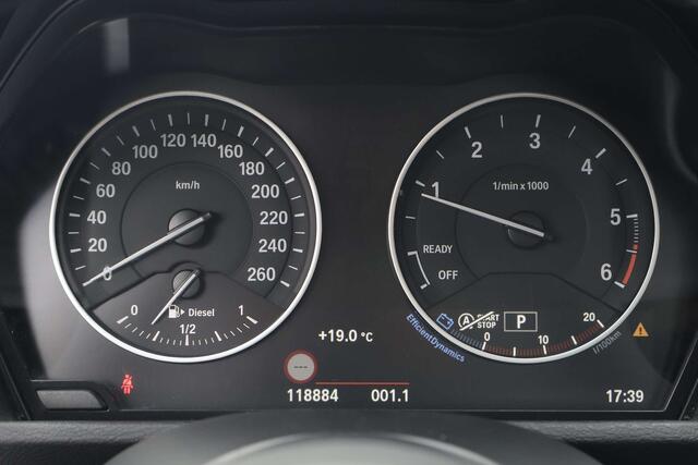 BMW X1 2.0 d xDrive20 Navi Cam Pano CruiseC Garantie