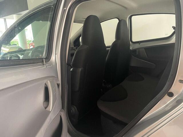 Toyota Aygo 1.0i VVT-i MMT 5PORTES I 75.000 KM I AUTO I