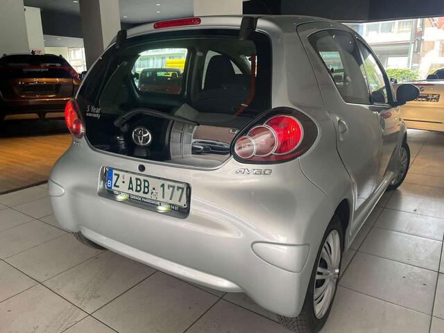 Toyota Aygo 1.0i VVT-i MMT 5PORTES I 75.000 KM I AUTO I