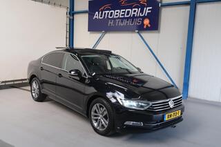 VOLKSWAGEN PASSAT 1.6 TDI Comfortline Business Automaat - Airco, Cruise, Schuifdak, Navi, PDC.