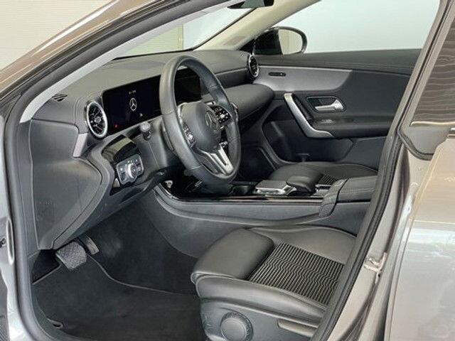 Mercedes-Benz CLA-Klasse 180 Shooting Brake ProgressiveApp ConnectPano dakCamera