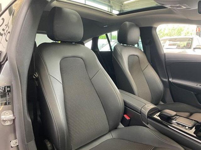 Mercedes-Benz CLA-Klasse 180 Shooting Brake ProgressiveApp ConnectPano dakCamera
