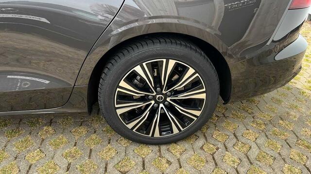 Volvo V60 Plus Dark, B4 Mild-Hybrid, 3YEAR WARRANTY