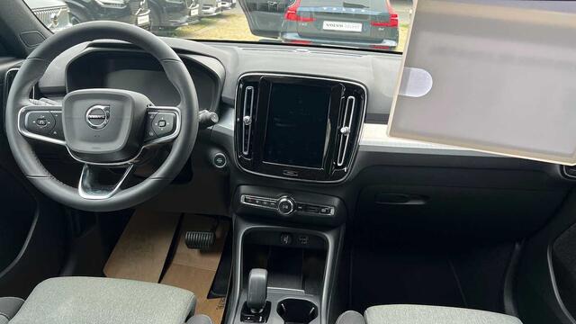 Volvo XC40 Recharge Core, T4 Plug-in Hybrid, 3YEAR WARRANTY