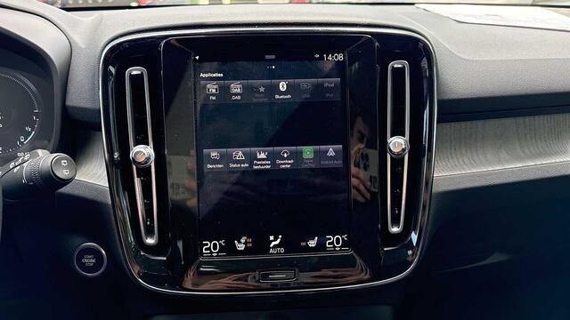 Volvo XC40 Recharge Inscription, T4 plug-in hybrid 3YEAR WARRANTY