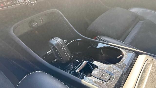 Volvo XC40 R-Design, T3 Geartronic 3YEAR WARRANTY