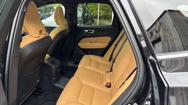 Volvo XC60 Recharge Plus Bright, T6 AWD plug-in hybride 3YEAR WARRANTY