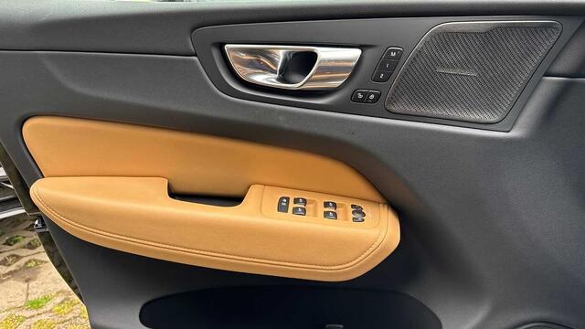 Volvo XC60 Recharge Plus Bright, T6 AWD plug-in hybride 3YEAR WARRANTY
