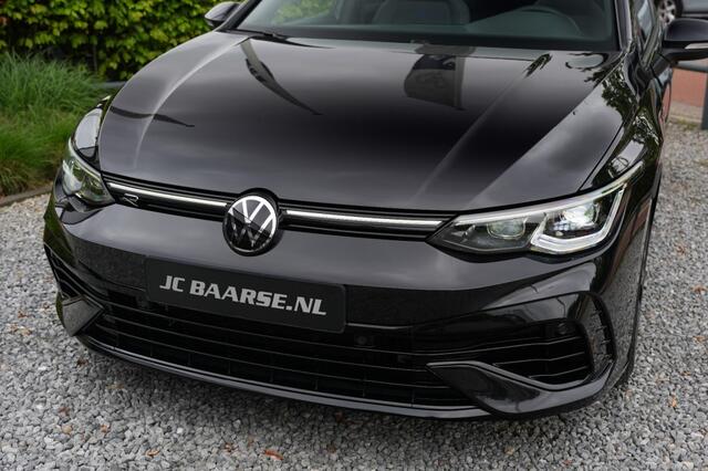 Volkswagen Golf R 2.0 TSI PANO/AKRAPOVIC/R-PERF-PAKKET/SFEER
