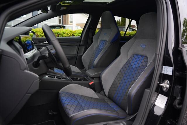 Volkswagen Golf R 2.0 TSI PANO/AKRAPOVIC/R-PERF-PAKKET/SFEER