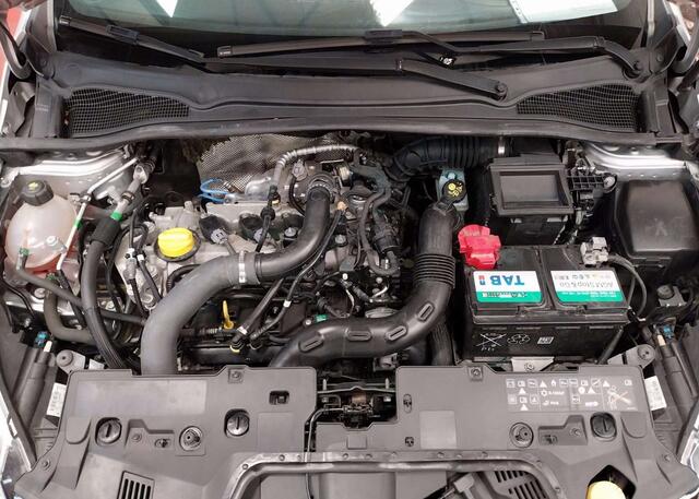 Renault Clio 1.2 TCe Energy Intens  BLTH  MI-CUIR 223 x 60