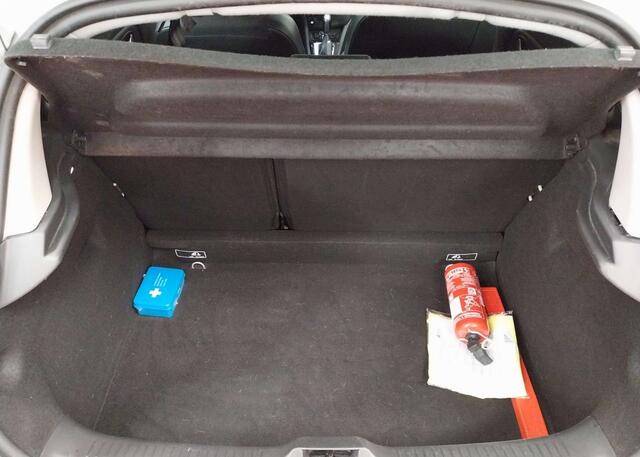 Renault Clio 1.2 TCe Energy Intens  BLTH  MI-CUIR 223 x 60