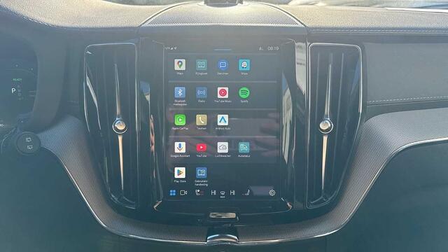 Volvo XC60 Recharge Ultimate Dark, T6 AWD Plug-in hybride 3YEAR WARRANTY