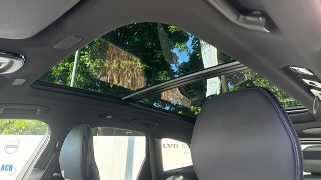 Volvo XC60 Recharge Ultimate Dark, T6 AWD Plug-in hybride 3YEAR WARRANTY