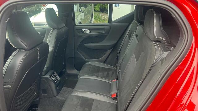 Volvo XC40 Recharge R-Design, T4 plug-in hybrid 3YEAR WARRANTY