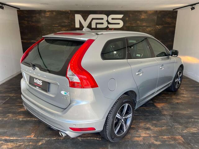 Volvo XC60 2.0d R-design CAM�RARADARS GPS CLIM BI-ZONE
