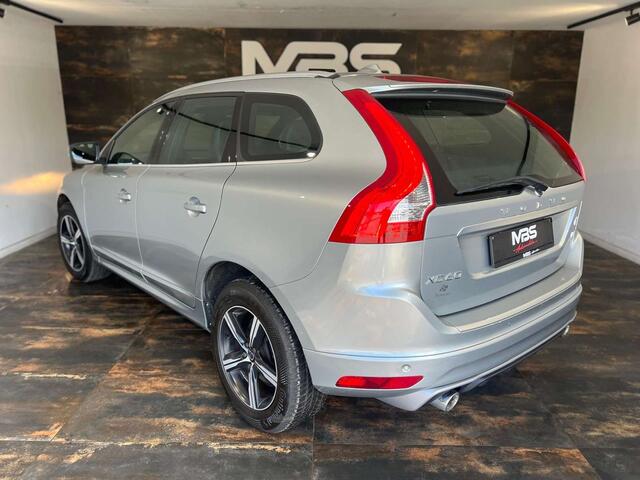 Volvo XC60 2.0d R-design CAM�RARADARS GPS CLIM BI-ZONE